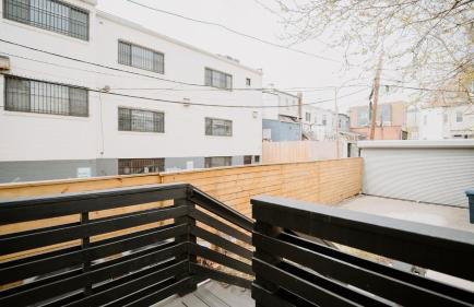 Modern 5BR DC Home Near Metro with Rooftop - Foto 34