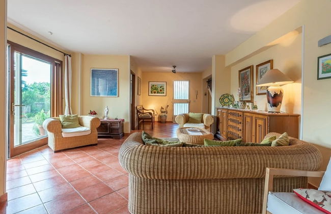 Marvellous Holiday Home near Palermo with Pool & Garden - Foto 12