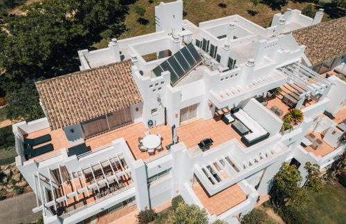 Frontline Golf Penthouse Alcazaba Lagoon - EHHouse - Foto 44