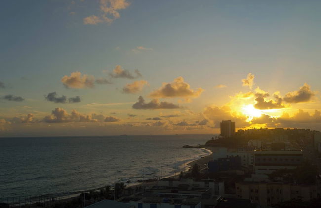 Opens This Luxurious Apartment With sea Views - Photo 32