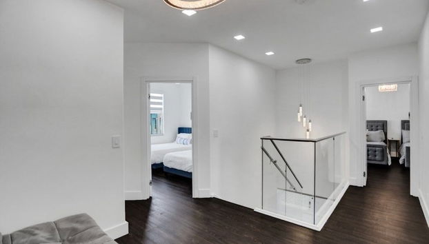 4 Br Designer Home Next To Shul And Community Pool 4 Bedroom Villa - Foto 2, Habitación