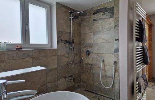 Wohnung mit Sauna, Garten & Schwimmteich - Foto 17