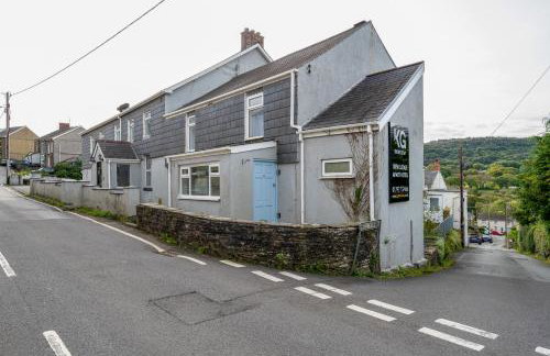 Spacious 3BR with Parking - Foto 25