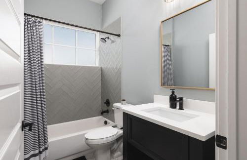 3 Miles to Downtown Broadway Bars - Walk to Coffee from Condo - Foto 26