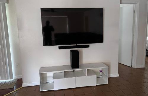 Lakeside retreat - 3 Bedroom, 2 Bathroom house by the lake - Foto 40