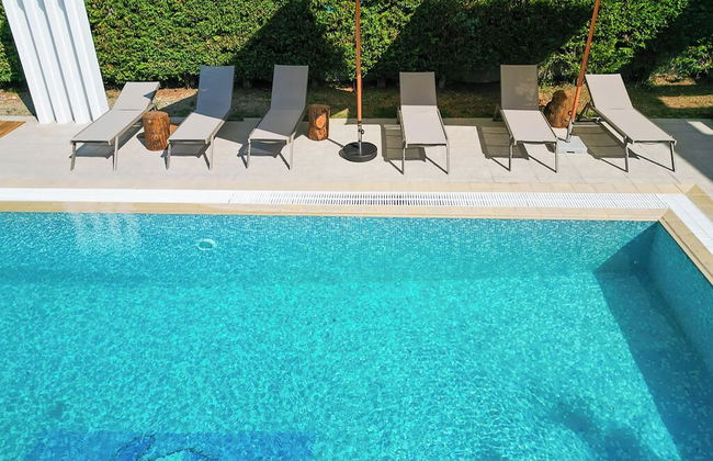 Luxurious 4-bedroom Villa Anya With Private Pool in Kassandra, Halkidiki - Foto 34