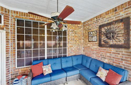 Pool and Outdoor Bar! Spacious Getaway in Sachse - Foto 24