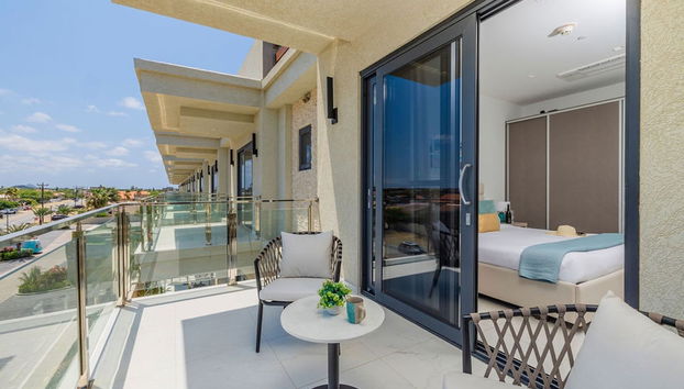 2BR 2BA Top Floor Corner w Amazing Views Gym - Foto 2, Habitación