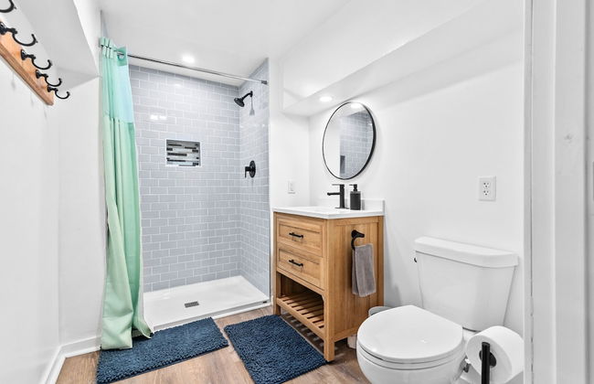 The Waterfront - Waterslide Game Room Sleeps 26 - Foto 47