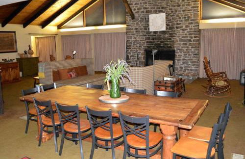 Large and Spacious Lakeside Cabin with Mountain Views in Fairhope, Pennsylvania - Foto 3