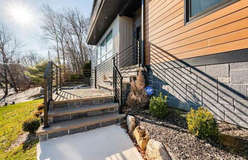 Modern Lakeview Home with Private Dock Sleeps 5 - Foto 48