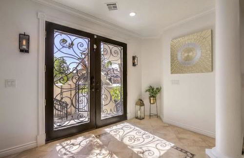 Golf Course Villa w Pool Spa Near the Strip - Foto 10