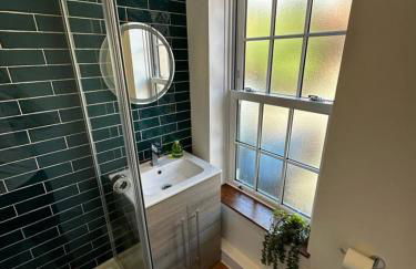 Grammar School Yard Four Bedroom Free Parking - Foto 28