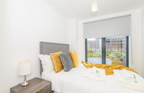 City Centre Deluxe with amazing Garden Terrace - Pass the Keys - Foto 15