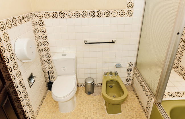 Gold House - Photo 39