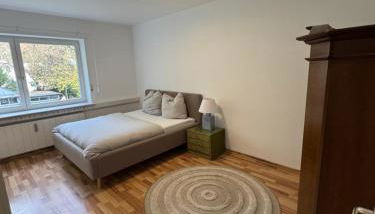 Quiet Family Apartment - 10 min to Center & Oktoberfest - Free Parking - Balcony - near Nymphenburg Palace & Botanical garden - Photo 4