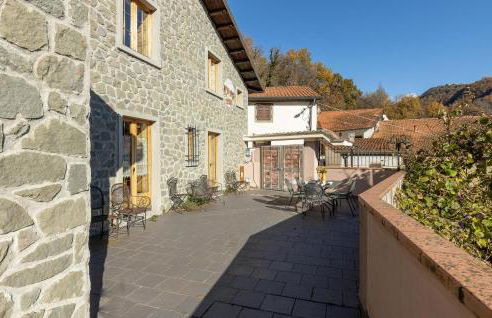 Cozy Home In Comano With Wifi - Foto 9