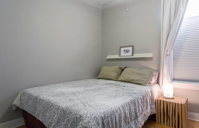 Spacious Split-level Apartment - Great for Groups - Foto 8