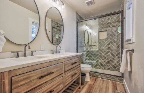 4BD With Game Lounge Hot tub Dog Friendly USAFA - Foto 17