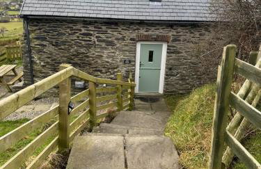 Barn Retreat with Valley Views & Onsite Dog Field - Foto 25