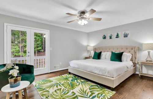 Lakefront, Saltwater Pool, Backyard Oasis, Private Dock, Home Gym - Foto 48