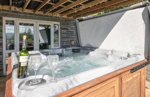 Hot Tub, 3 Bedroom Retreat, Near Snowdon, WIFI, Parking, Sleeps 6 - Foto 16