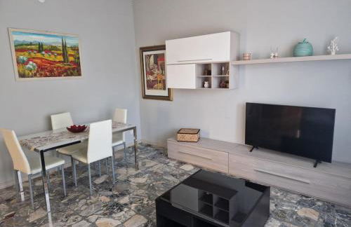 Marigold House - Photo 1