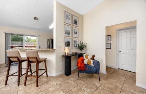 NEW! Safari Breeze - Professionally Decorated Home by Busch Gardens & USF - Foto 25