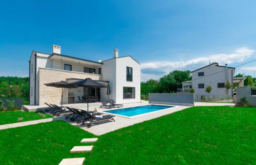 Modern 300m2 Villa - King Beds & Leisure Zone - Foto 9
