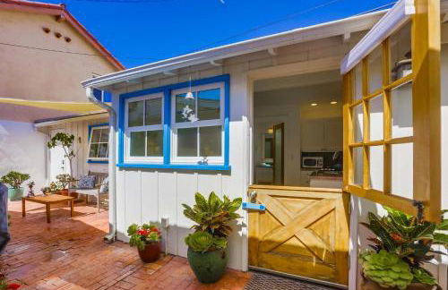 Surf and Sand Beach Bungalow - Foto 1