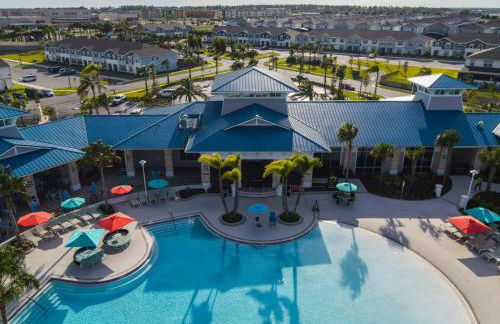 Modern Townhome with Resort Amenities - Foto 43