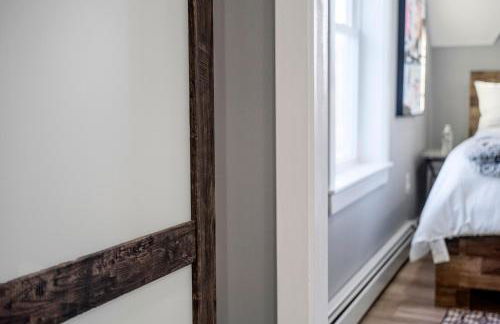 New Sunday River Ski Retreat with Hot Tub Spa - FirePit Sleeps 16 - Foto 20