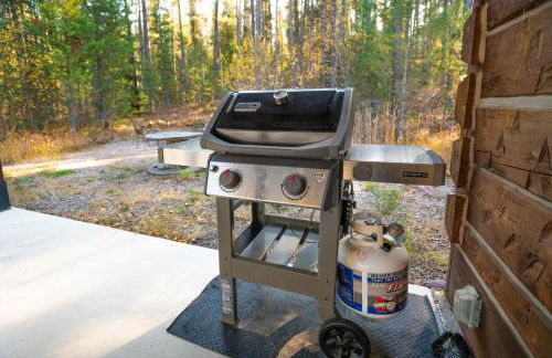 Frontier Cabin by Twin Beds Vacation Homes - Photo 36