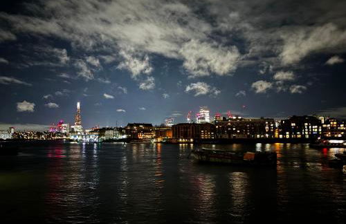 CB53 Tower Bridge Townhouse 2 bathrooms & Free parking - Photo 20