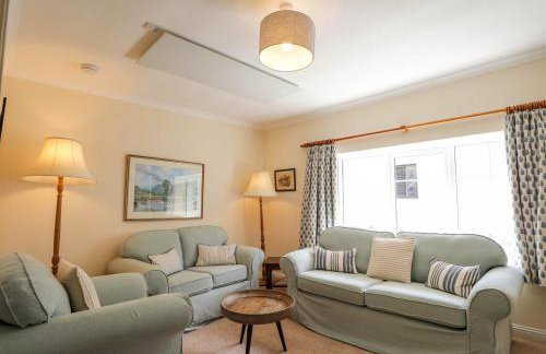 North Cottage - Photo 7