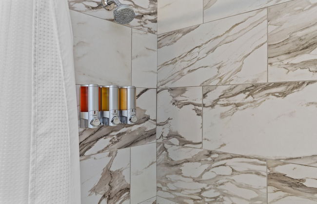 Mysteries on Lemp | JZ Vacation Rentals - Photo 22