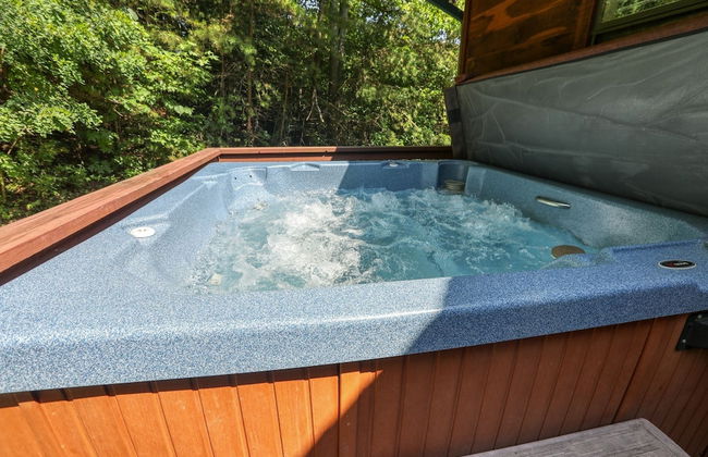 Moosetrax - 3 Bedrooms, 2 Baths, Sleeps 6 Cabin by RedAwning - Photo 16