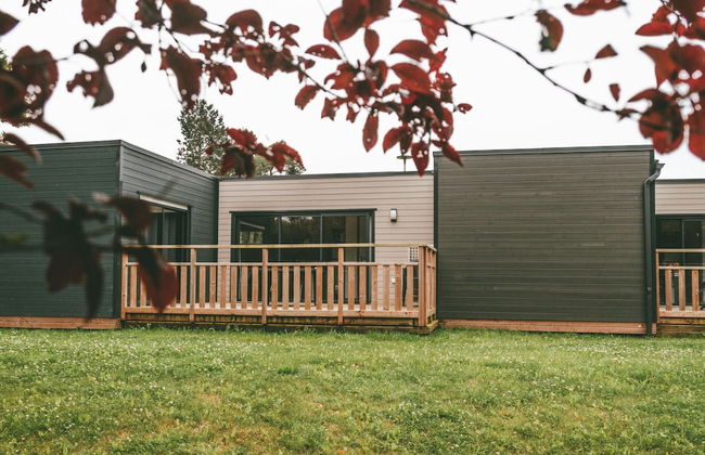 Modernly Furnished Cottage With Beautiful Terrace by a Lake - Foto 34