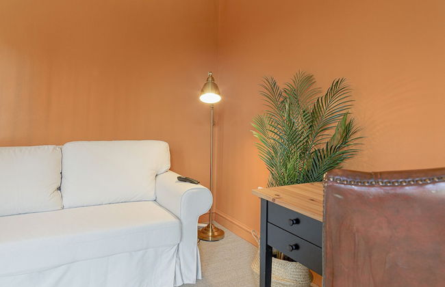 Charming 3BD Cotswolds Family Retreat - Photo 10