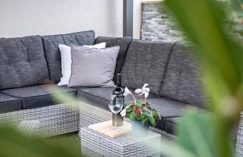 Elegant Hvar town villa with pool - Photo 17