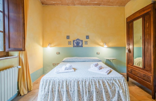 Apartment in Villa With Swimming Pool - Photo 18