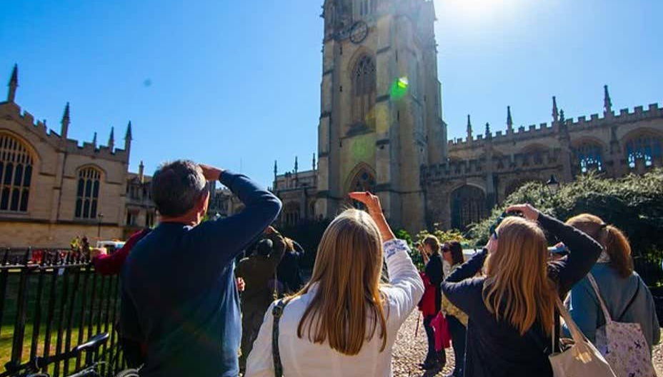 La torre centrale del Christ Church
