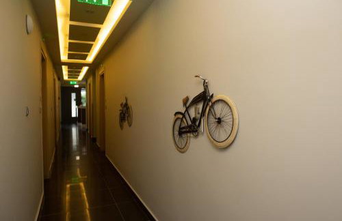 Amalia Center - Photo 40