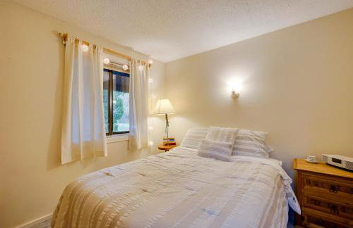 Dover Condo with Grill and Balcony 3 Mi to Mt Snow! - Foto 16