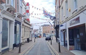 Penderic - 3 Bedroom Cowes Stay with Balcony & Panoramic Solent Views Close to Shops, Cafés, Sailing Clubs & Beach - Foto 27