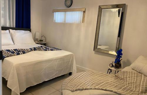 Beautiful House 7 min from Miami Airport w FREE parking - Photo 23