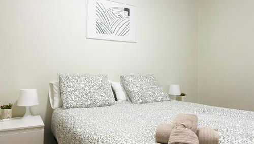 Cálido y acogedor en el centro de Burgos con Parking privado - Foto 4