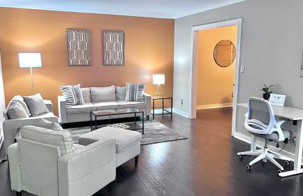 Relaxing Work-Ready 3BD2BA - 1 Mile to U of I - Foto 13