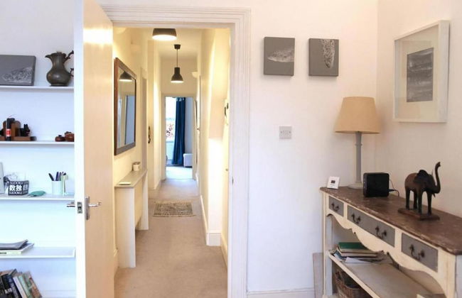 Trendy 2BD Flat in West Hampstead - Foto 12