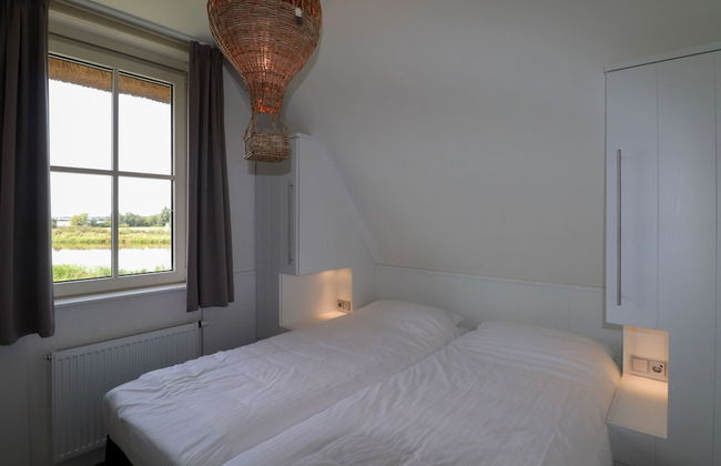 Luxury Villa With Sauna and Jacuzzi at the Lake - Foto 50